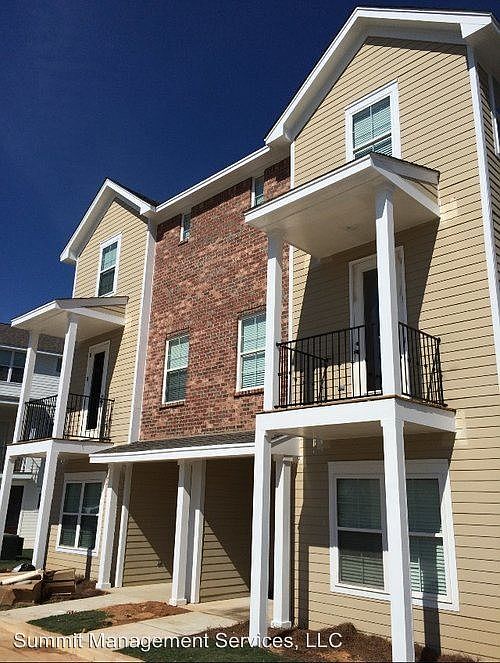 1st image of 107-B Oxford Square Blvd