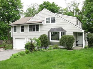 8 Hampton Pl, Katonah, NY 10536