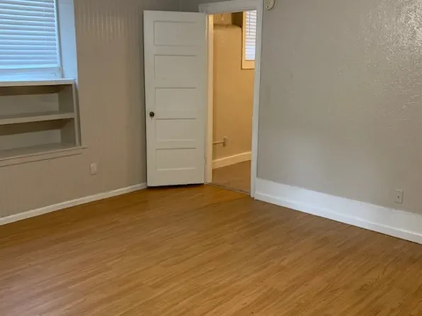 Francesca Apartments