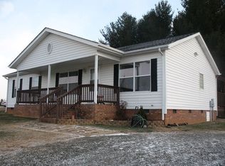 172 Hawk Landing Dr, Woodlawn, VA 24381