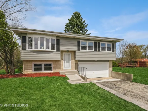 20596 W Siena Dr, Lake Villa, IL 60046