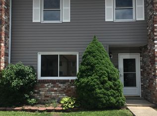 68 Edgewood Rd, Bluefield, VA 24605