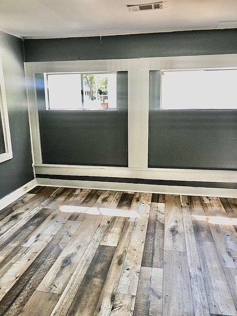 2nd image of 101 Pecan Ln