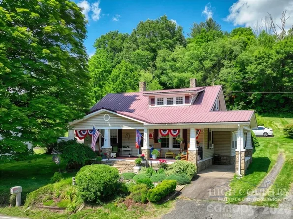 9216 State Highway 194 N, Lansing, NC 28643