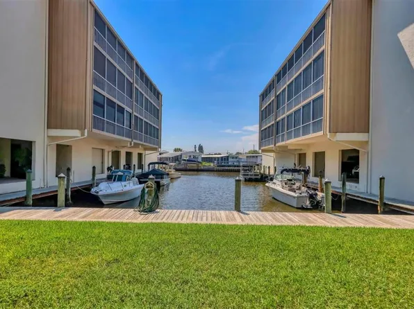 1714 69th Ave W APT B203, Bradenton, FL 34207