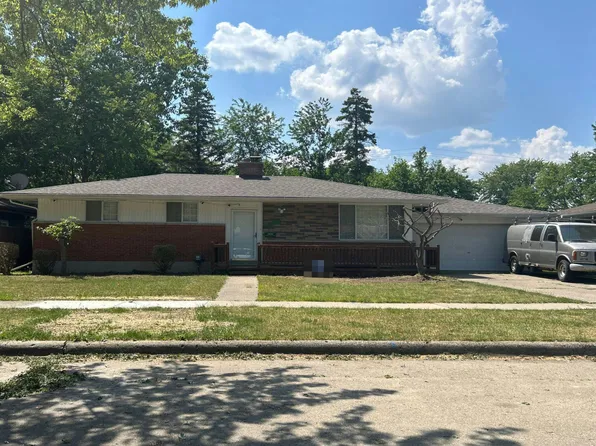 36269 Oakshire St, Clinton Township, MI 48035