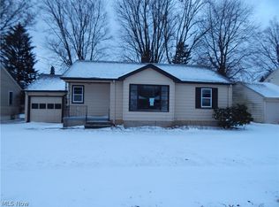 1151 Bell Ct, Elyria, OH 44035