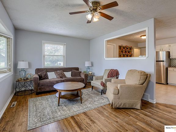 5th image of 12180 Pedersen Dr