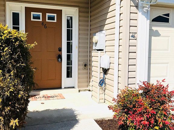 3rd image of 46 Sophie Ln