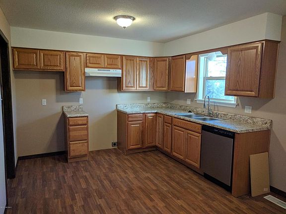 2nd image of 1624 Starlite Dr
