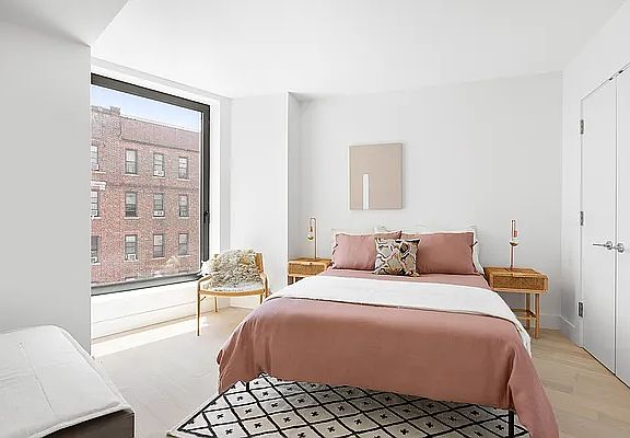 3rd image of 111 Montgomery St APT 11D