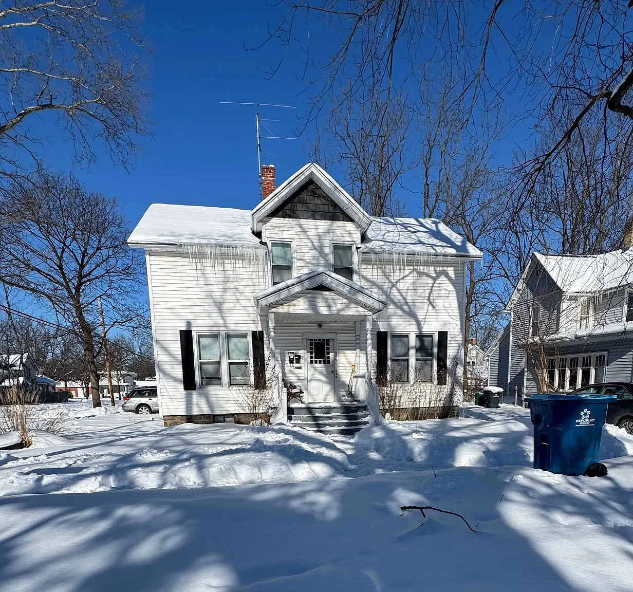 2 bed, 800 sqft, $950 — Photo 1