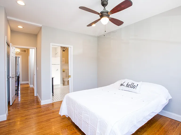 primary bedroom (upstairs)