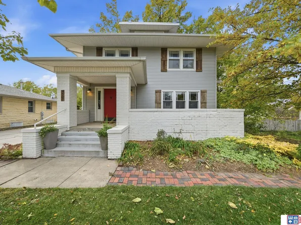 3247 S 40th St, Lincoln, NE 68506