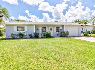 2085 Dakota Ave, Grove City, FL 34224
