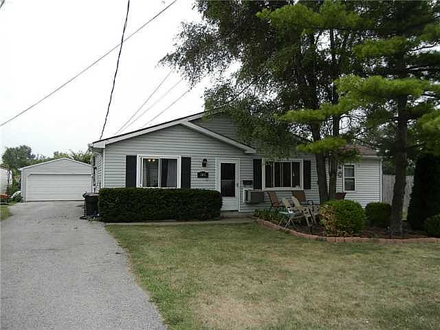 1st image of 161 Rossburn Pl