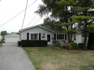 161 Rossburn Pl, Rossford, OH 43460