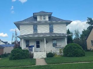 305 Main St, Van Horne, IA 52346