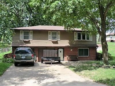 3834 N Denver Ct, Kansas City, MO, 64117