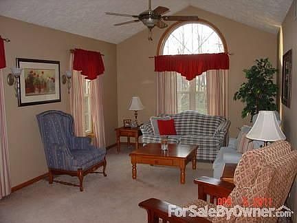 Living Room : Spacious enough for entertaining, yet quaint enough for quiet reading.