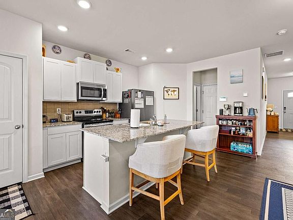2nd image of 134 Chastain Way