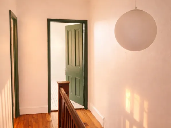 2542 Memphis St, Philadelphia, PA 19125