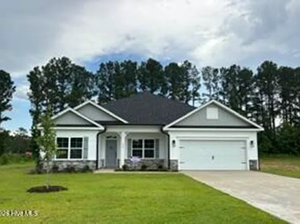 322 Eastwood Drive, Wallace, NC 28466