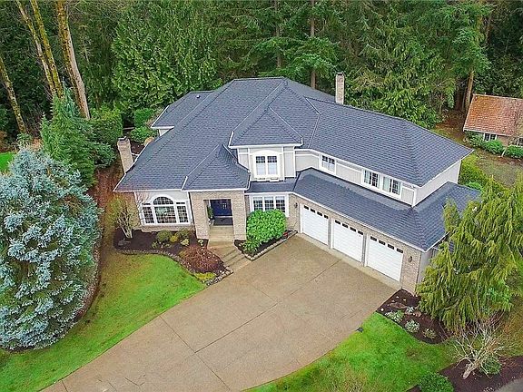 2nd image of 209 209th Pl SE