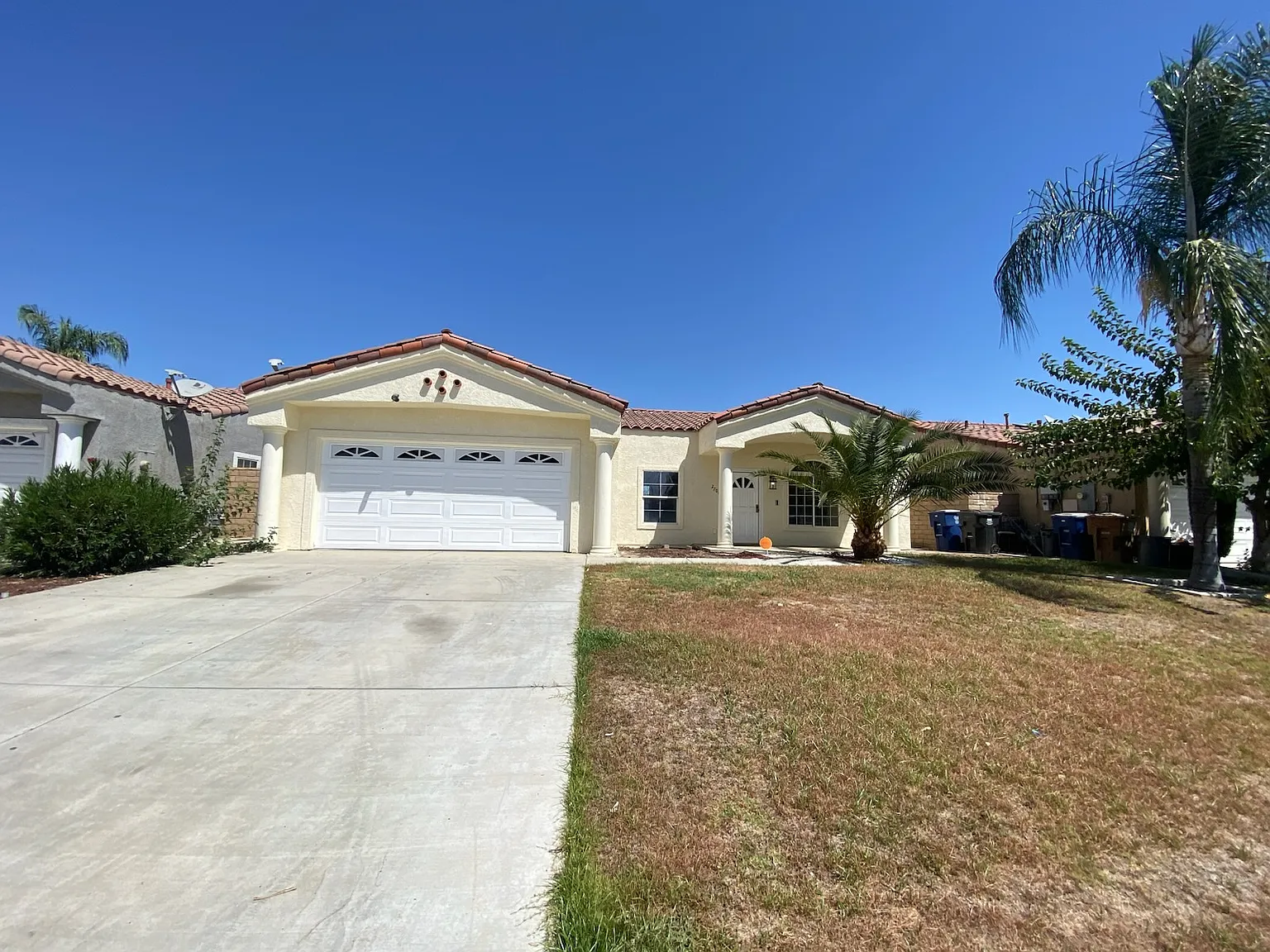 3 bed, 1326 sqft, $2,200 — Photo 2