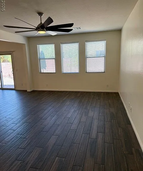 320 Point Loma Ave — Photo 4
