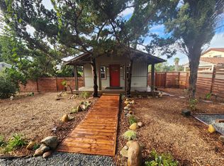 511 Smilax Rd, Vista, CA 92081