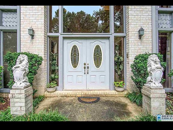 4th image of 4911 Altadena South Dr