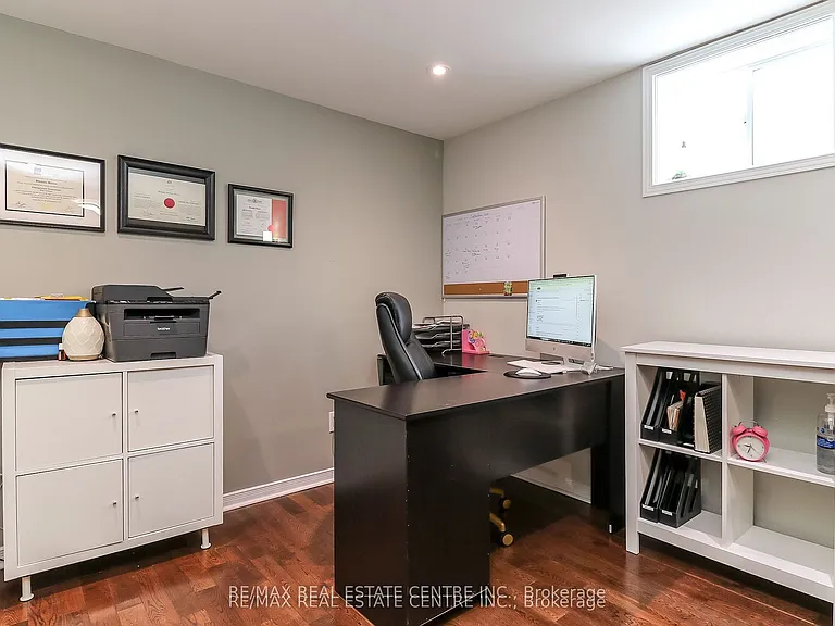 39 Cardinal St — Photo 31