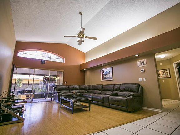 5th image of 1343 Gangplank Dr