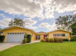 1267 Saint Andrews Dr, Dunedin, FL 34698