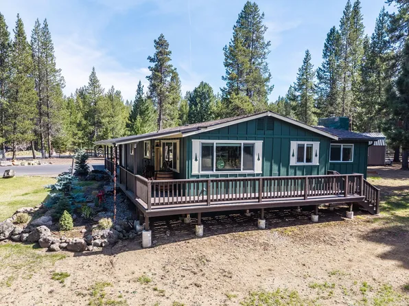 15003 River Loop Dr E, Bend, OR 97707