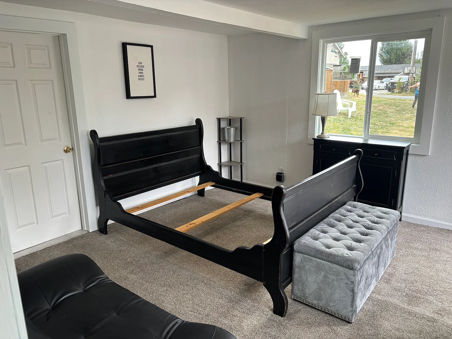 2 bed, 1126 sqft, $1,950 — Photo 2