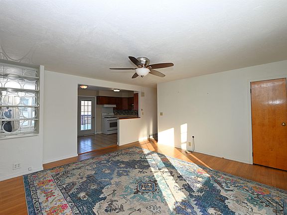 5th image of 441 E Decker Dr