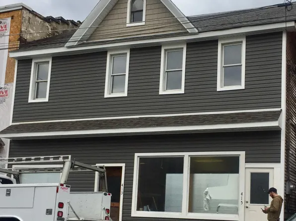 415 W 2nd St, Williamsburg, PA 16693