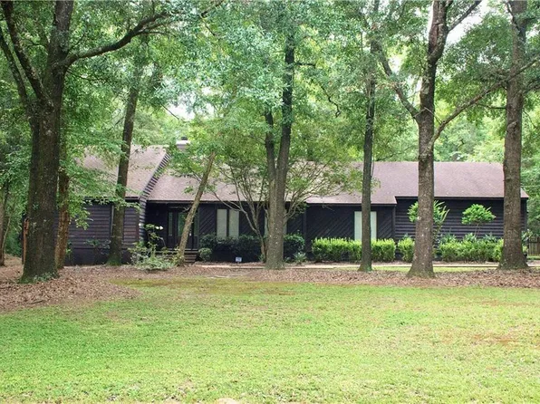 8221 Whisper Lakes Ct, Mobile, AL 36619