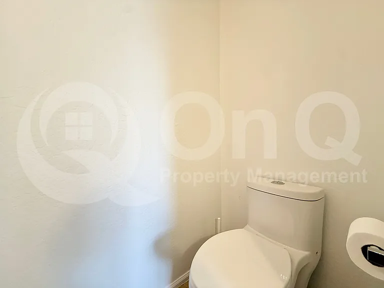 5517 W Wood St — Photo 23