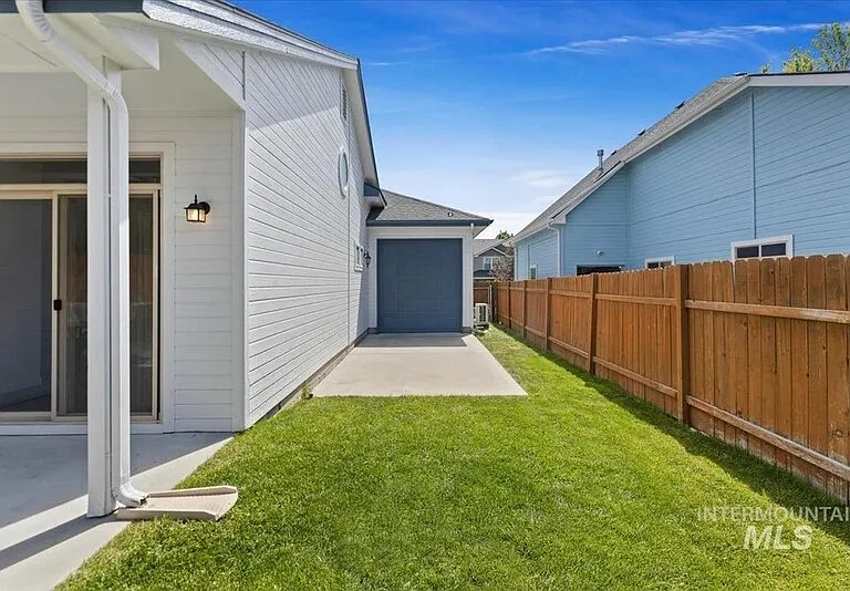 12580 W Mardia St — Photo 40