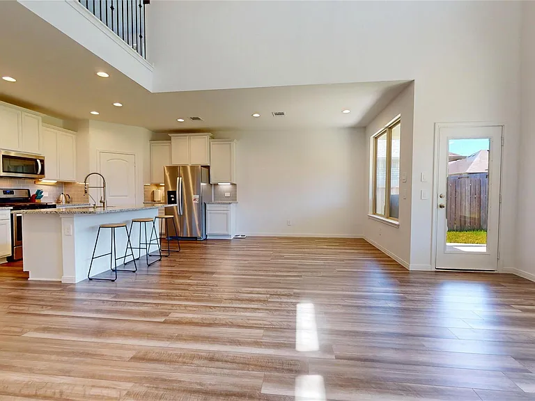 1522 Oakdale Crest Rd — Photo 10