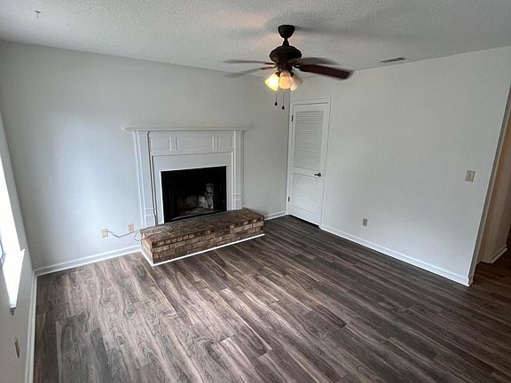 2nd image of 701 Island Pines Dr