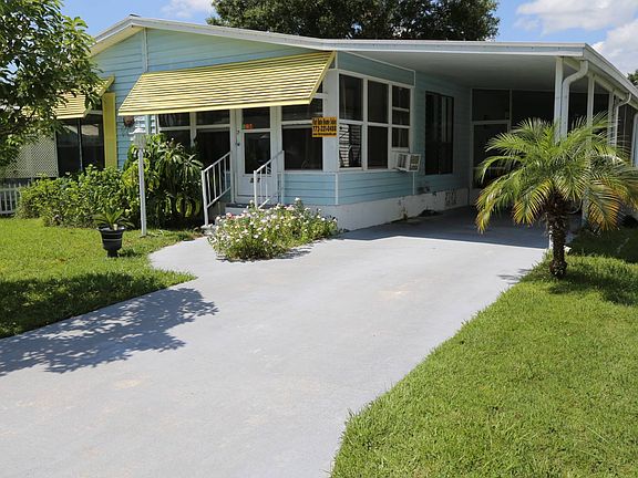 2nd image of 377 Bimini Cay Cir