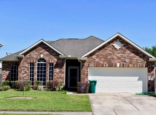 4207 Park Ridge Dr, Pasadena, TX 77504