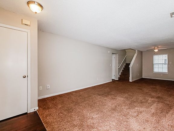 5th image of 15469 Fawn Meadow Dr