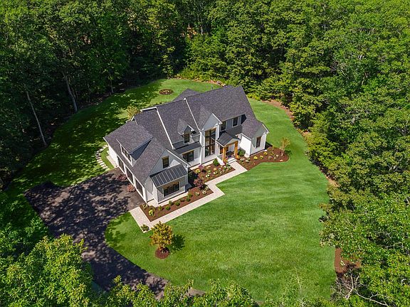 5th image of 12 Silverbrook Drive