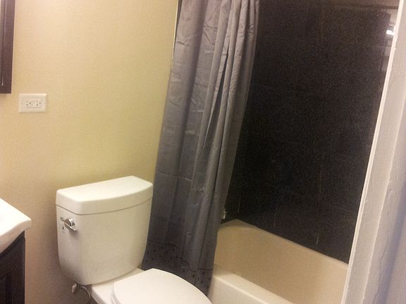 3rd image of 706 Marilyn Ave APT 109