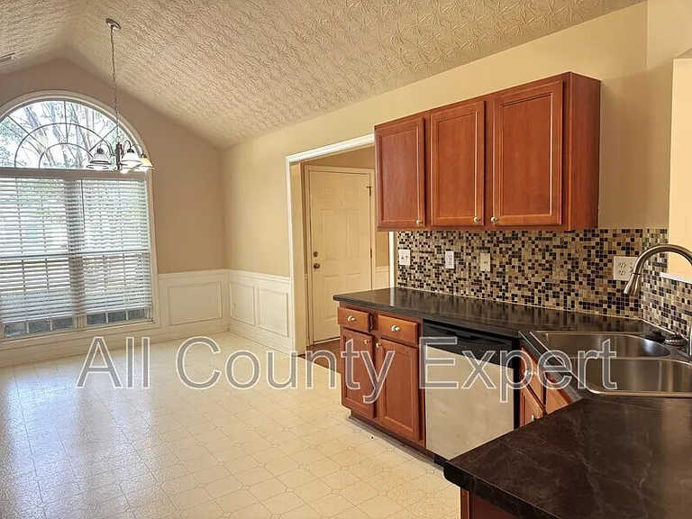 1277 Poison Oak Ct — Photo 6